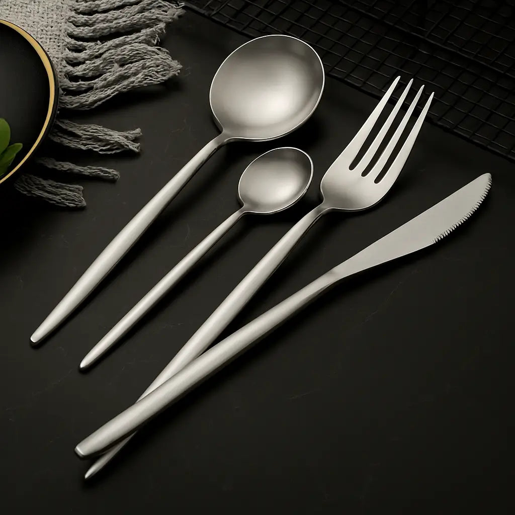 Conjunto de Talheres Modelo New Silver 24 Peças